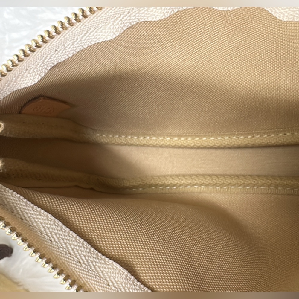 Authentic Louis Vuitton Limited Edition Damier Azur Mini Pochette 2018 ✨ - Picture 9 of 12